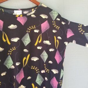 Lularoe XXS Kite Print Irma Black Multi Tunic SS